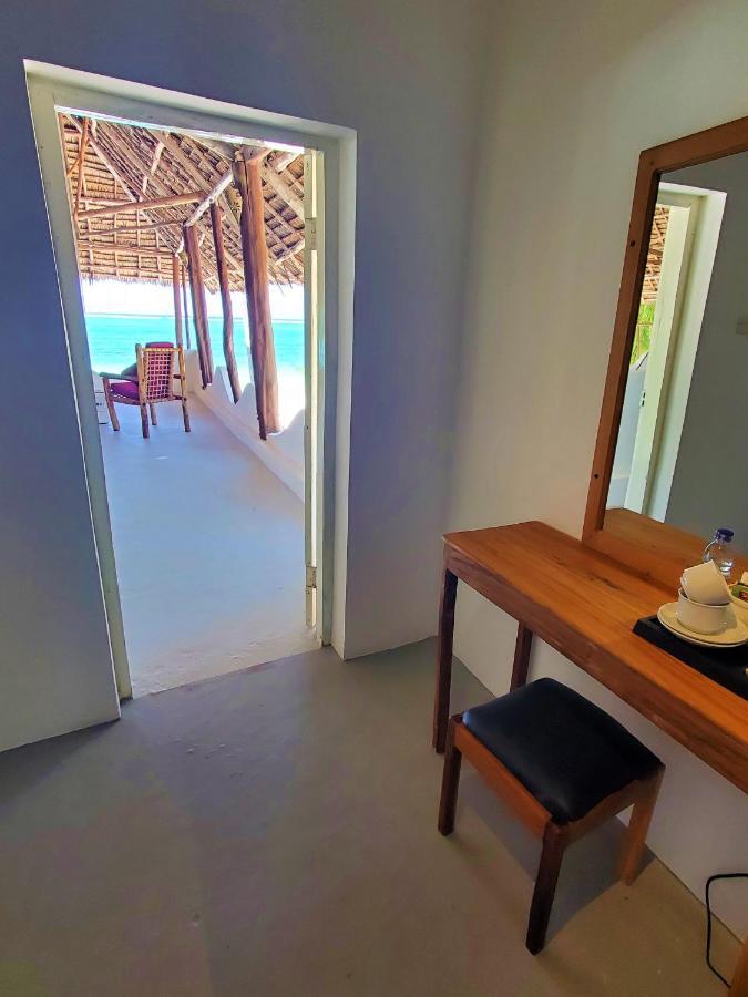 Bed and Breakfast Blue Palm Zanzibar Bwejuu Exterior foto